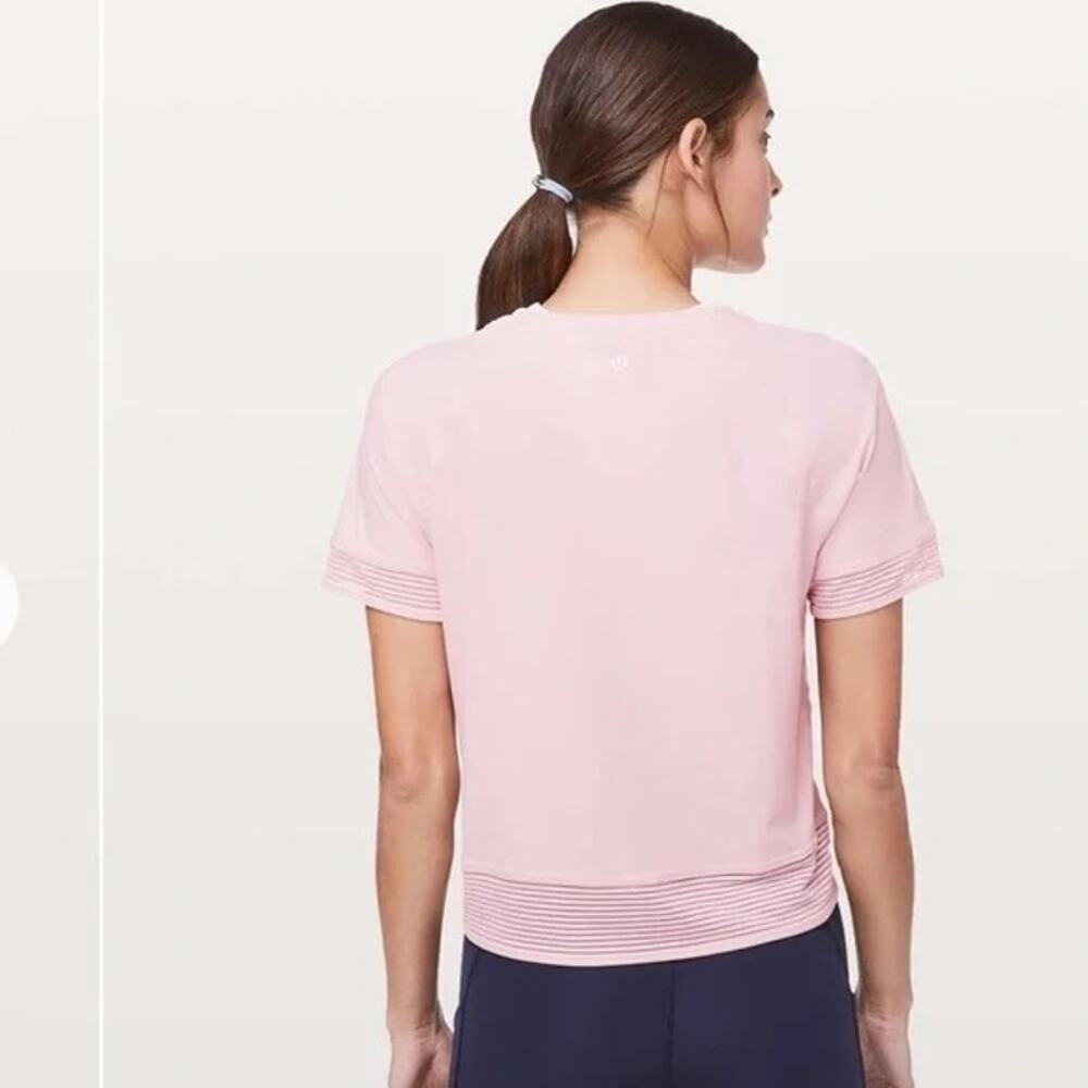 Lululemon Stripe In Stride Short Sleeve Pink - Picture 7 of 7